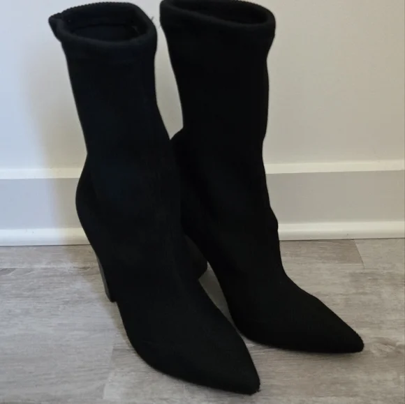 Steve Madden Shoes Steve Madden Black Sienna Sock Ankle Boots